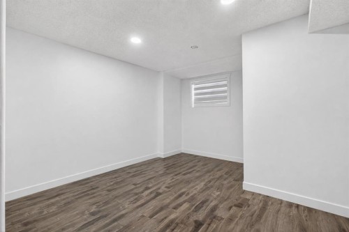 128 Castledale Crescent Ne, Calgary, AB 