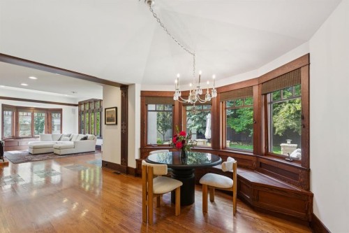 2703 Carleton Street Sw, Calgary, AB 