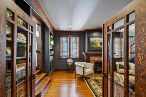 2703 Carleton Street Sw, Calgary, AB 