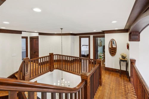 2703 Carleton Street Sw, Calgary, AB 