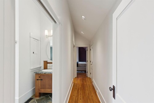 2703 Carleton Street Sw, Calgary, AB 