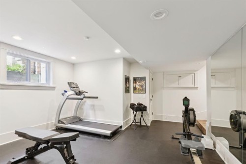 2703 Carleton Street Sw, Calgary, AB 