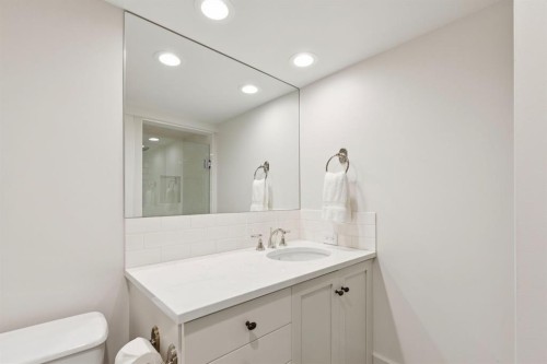 2703 Carleton Street Sw, Calgary, AB 
