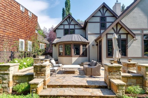 2703 Carleton Street Sw, Calgary, AB 