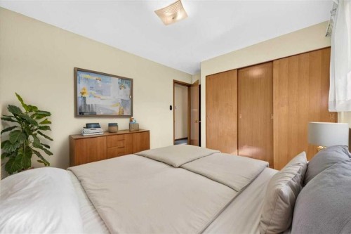5007 14A Street Sw, Calgary, AB 
