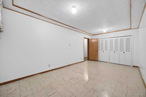 5007 14A Street Sw, Calgary, AB 