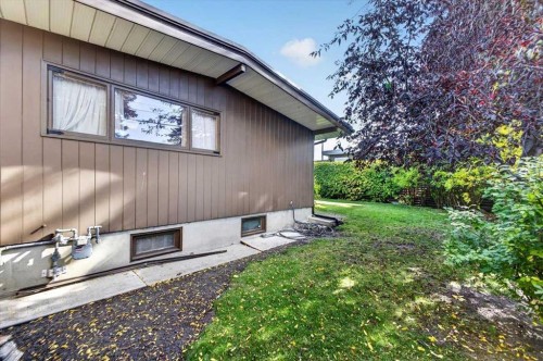 5007 14A Street Sw, Calgary, AB 