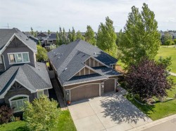 123 West Grove Rise SW Calgary, AB T3H 0S3