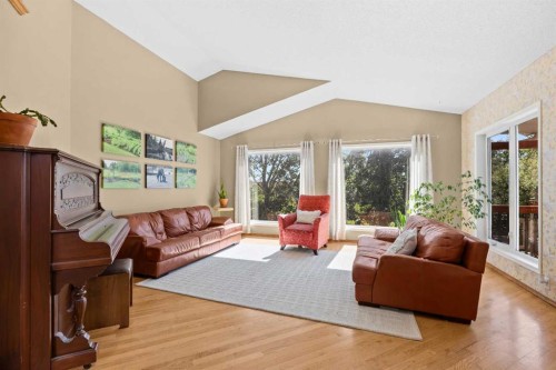315 Rocky Ridge Bay Nw, Calgary, AB 