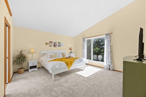 315 Rocky Ridge Bay Nw, Calgary, AB 