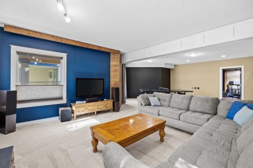 315 Rocky Ridge Bay Nw, Calgary, AB 