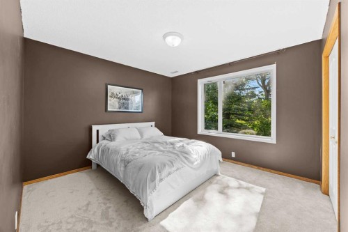 315 Rocky Ridge Bay Nw, Calgary, AB 