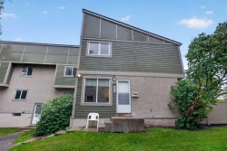 442-406 Blackthorn Road NE Calgary, AB T2K 1K5