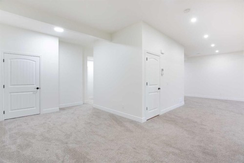 23 Cranbrook Way Se, Calgary, AB 