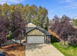 34 Billy Haynes Okotoks, AB T1S 2N9