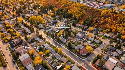 8119 34 Avenue Nw, Calgary, AB 
