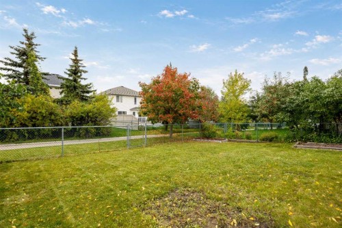 296 Hidden Ranch Circle Nw, Calgary, AB 