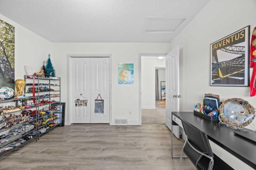 296 Hidden Ranch Circle Nw, Calgary, AB 