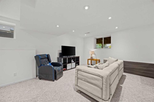 296 Hidden Ranch Circle Nw, Calgary, AB 