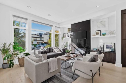 1-940 38 Street Sw, Calgary, AB 