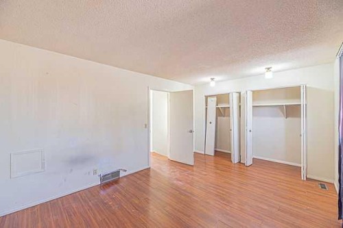 136 Castleridge Drive Ne, Calgary, AB 