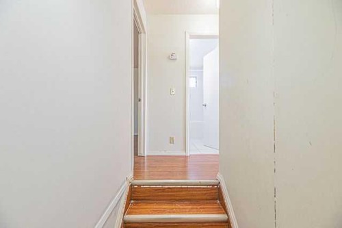 136 Castleridge Drive Ne, Calgary, AB 