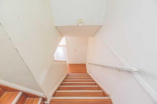 136 Castleridge Drive Ne, Calgary, AB 
