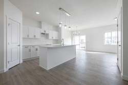 27 Nova Road Cochrane, AB T4C 3R5