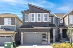 47 Carringvue Passage NWCalgary, AB T3P 2G4