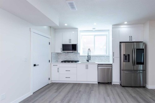 35 Aspen Stone Way Sw, Calgary, AB 