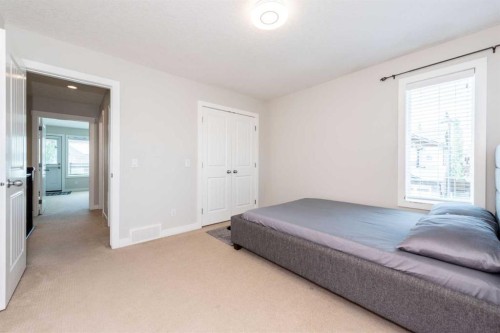 35 Aspen Stone Way Sw, Calgary, AB 