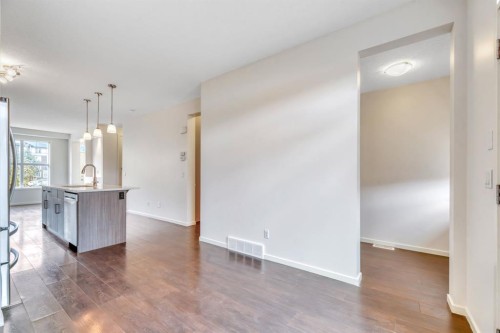 94 Legacy Boulevard Se, Calgary, AB 