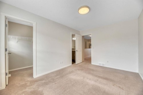 94 Legacy Boulevard Se, Calgary, AB 