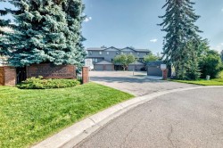 6-64 woodacres Crescent SW Calgary, AB T2W 4V6