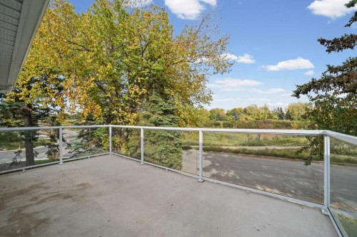 60 Silverview Way Nw, Calgary, AB 