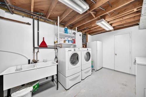 10424 2 Street Se, Calgary, AB 