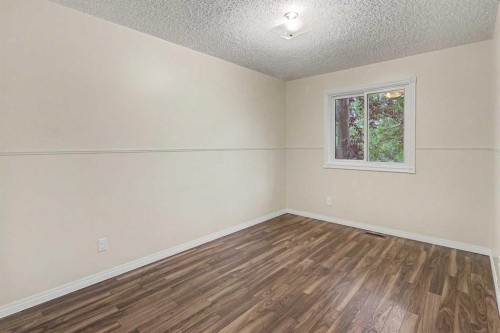 232 Sandstone Place Nw, Calgary, AB 