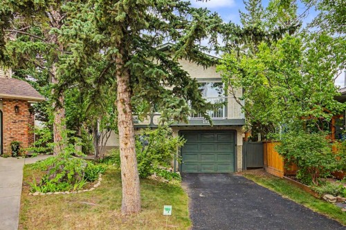 232 Sandstone Place Nw, Calgary, AB 