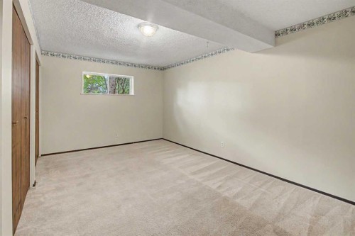 232 Sandstone Place Nw, Calgary, AB 