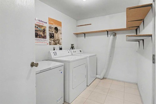 232 Sandstone Place Nw, Calgary, AB 