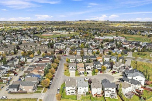 2 Cimarron Grove Bay, Okotoks, AB 