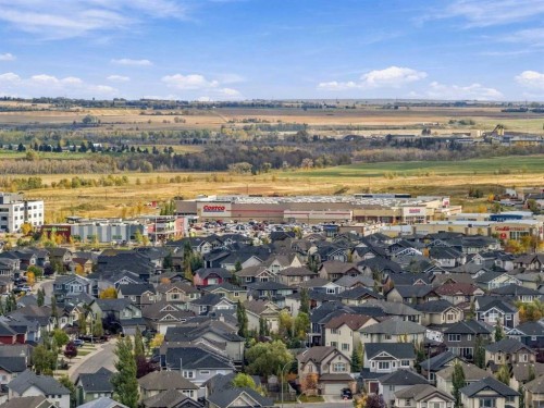 2 Cimarron Grove Bay, Okotoks, AB 