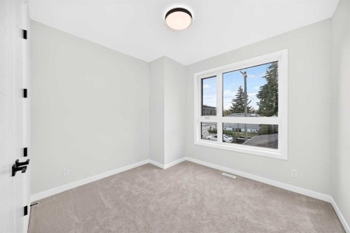 39A Moncton Road Ne, Calgary, AB 