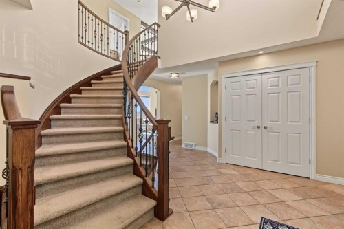 32 Mt Kidd Point Se, Calgary, AB 