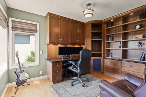 32 Mt Kidd Point Se, Calgary, AB 