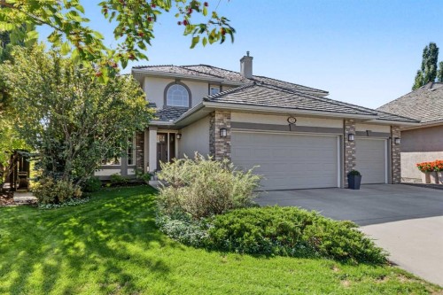 32 Mt Kidd Point Se, Calgary, AB 