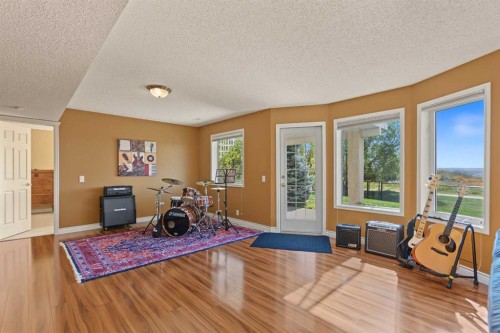 32 Mt Kidd Point Se, Calgary, AB 