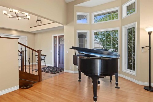 32 Mt Kidd Point Se, Calgary, AB 