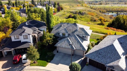 32 Mt Kidd Point Se, Calgary, AB 