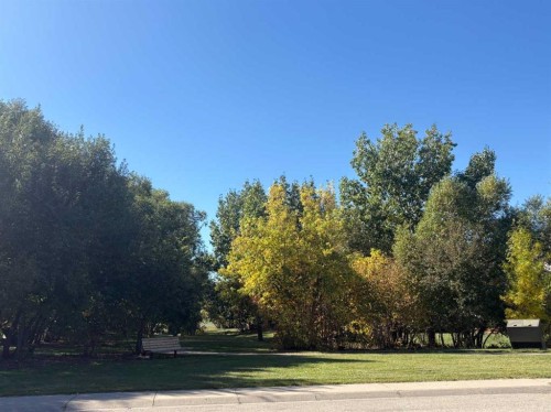 32 Mt Kidd Point Se, Calgary, AB 